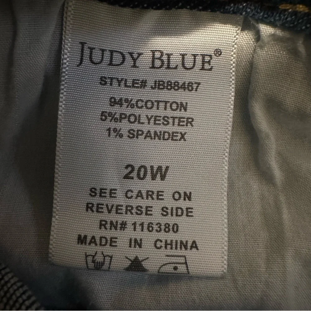 Judy Blue Classic Dark Blue Women's Straight-Leg Jeans - Picture 5 of 6